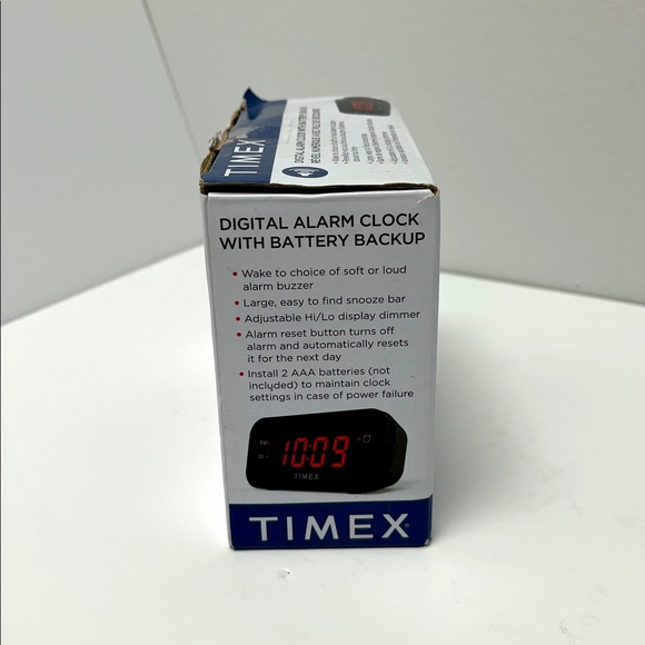 TIMEX Digital Alarm Clock - Picture 6 of 8